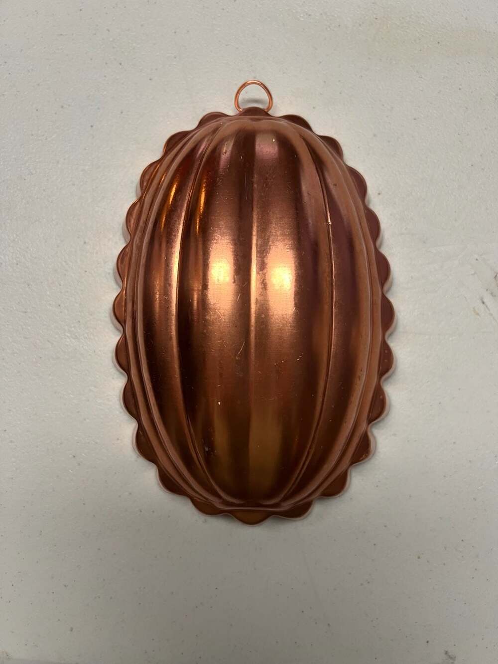 Vintage Copper Mold 2 1/2 Cups Oval Scalloped Wall Hanging